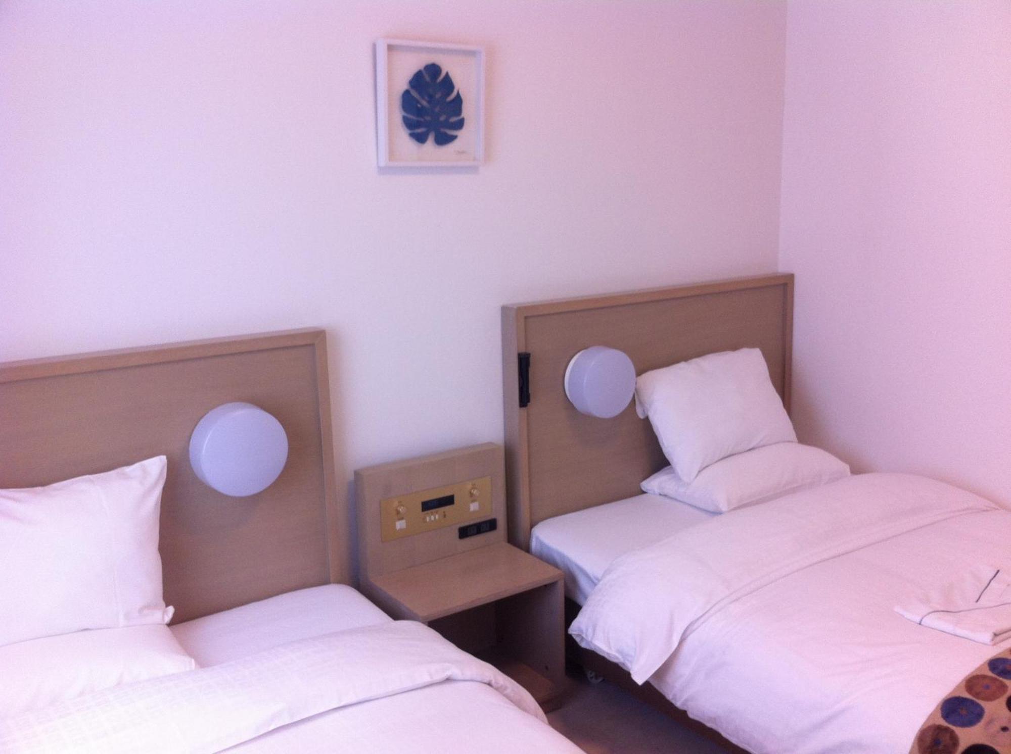Smile Hotel Okinawa נאהא מראה חיצוני תמונה